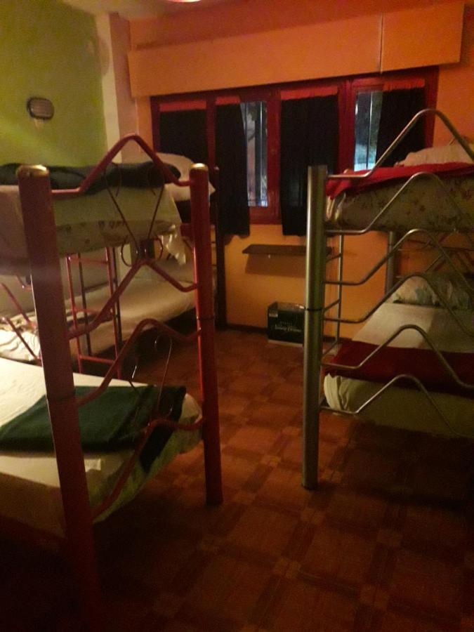 Campo Base Youth Hostel Mendoza Exterior foto